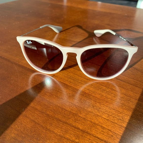 Ray-Ban brand new never worn - Picture 2 of 3